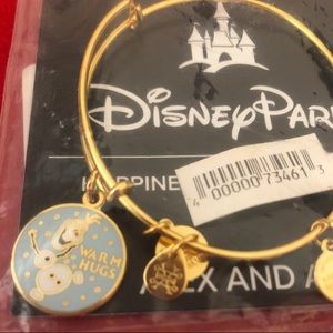 Alex And Ani Disney’s Olaf ❤️